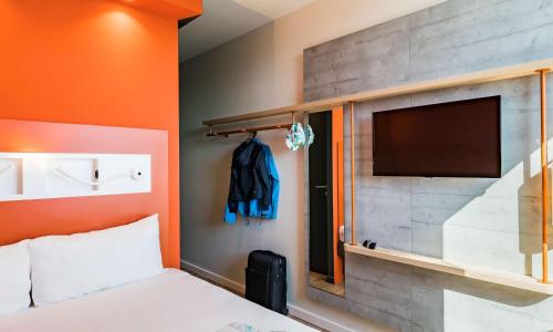 ibis budget Amiens Centre Gare - photo 2